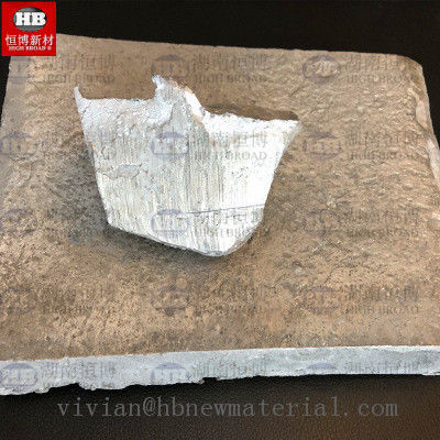 Silver Gray Solid Magnesium Master Alloy 5-30% For Additive In Smelting