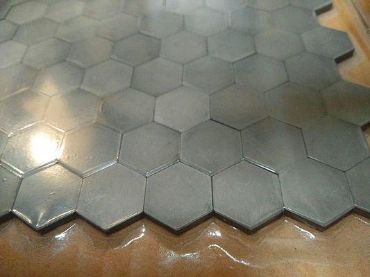 50x50mm Pressureless Sintered Silicon Carbide Ceramic Tile with Protective Polymer Coating for Ballistic Protection
