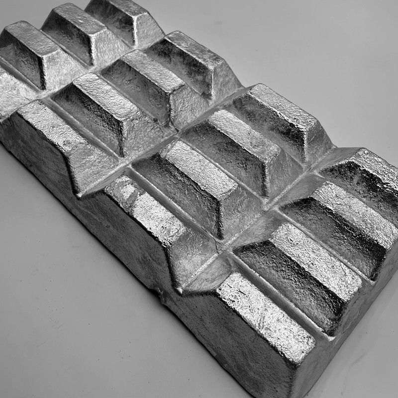 Aluminum Zirconium Master Alloy AlZr10 with 10% Zirconium Content for Recrystallization Resistance in Waffle Ingot Form
